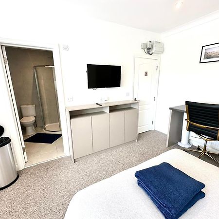 Sunny Modern, Private Apartment,15 Mins To Central London Hendon Esterno foto